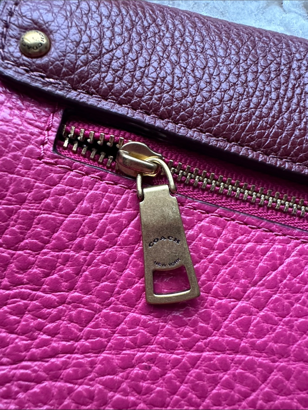 Coach Tri Color Jade Shoulder Bag - Picture 4 of 6